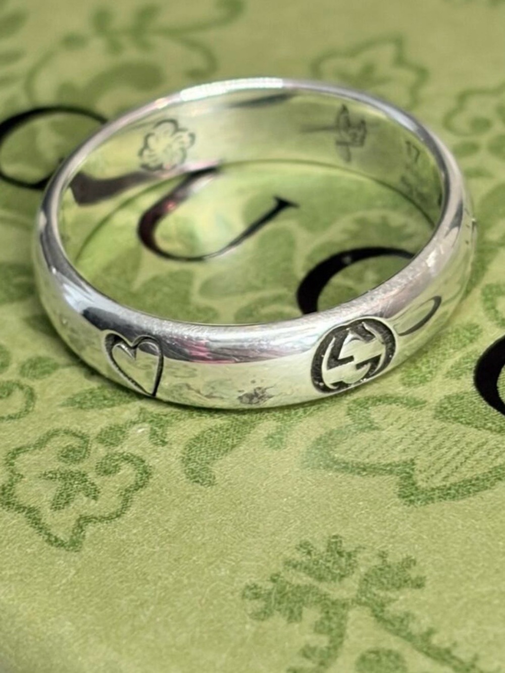 Gucci Blind for Love Sterling Silver Band Ring Italian Sz 17- US 8 New w/Box